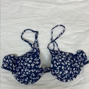 Floral Blue and White Bikini Top Sz L